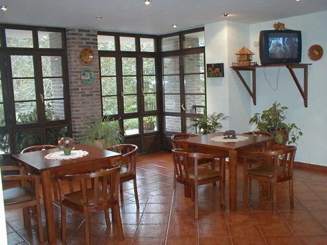 Hotel Benzua Villanueva de Ardisana Ресторант снимка